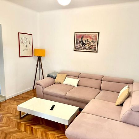 Apartments Mikelic 캄포르 외부 사진